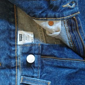 Levi's 550 Relaxed Fit Student W26 L28